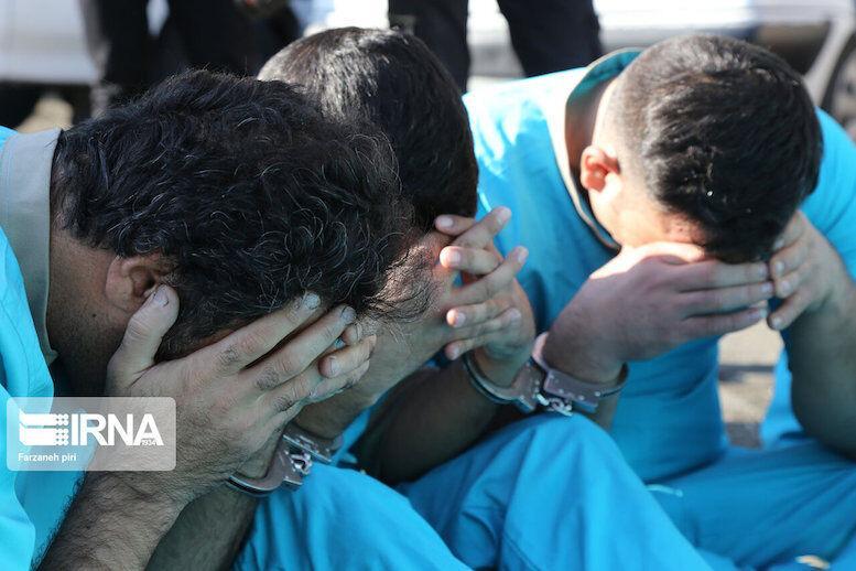 خبرنگاران سارقان طلا و جواهرات در مهاباد دستگیر شدند خبرنگاران سارقان طلا و جواهرات در مهاباد دستگیر شدند