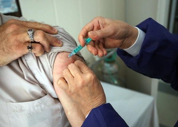 درخواست دو میلیون دُز واکسن کرونا برای اتباع افغانستانی