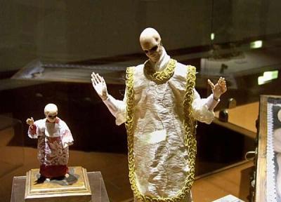 بازدید از موزه مرگ به روایت تصویر
